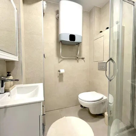 Touch And Go - Cosy In Veliko Tarnovo, Location 아파트