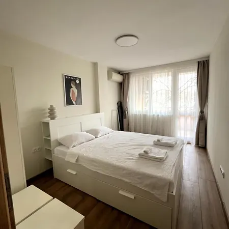 Touch And Go - Cosy In Veliko Tarnovo, Location 아파트 *